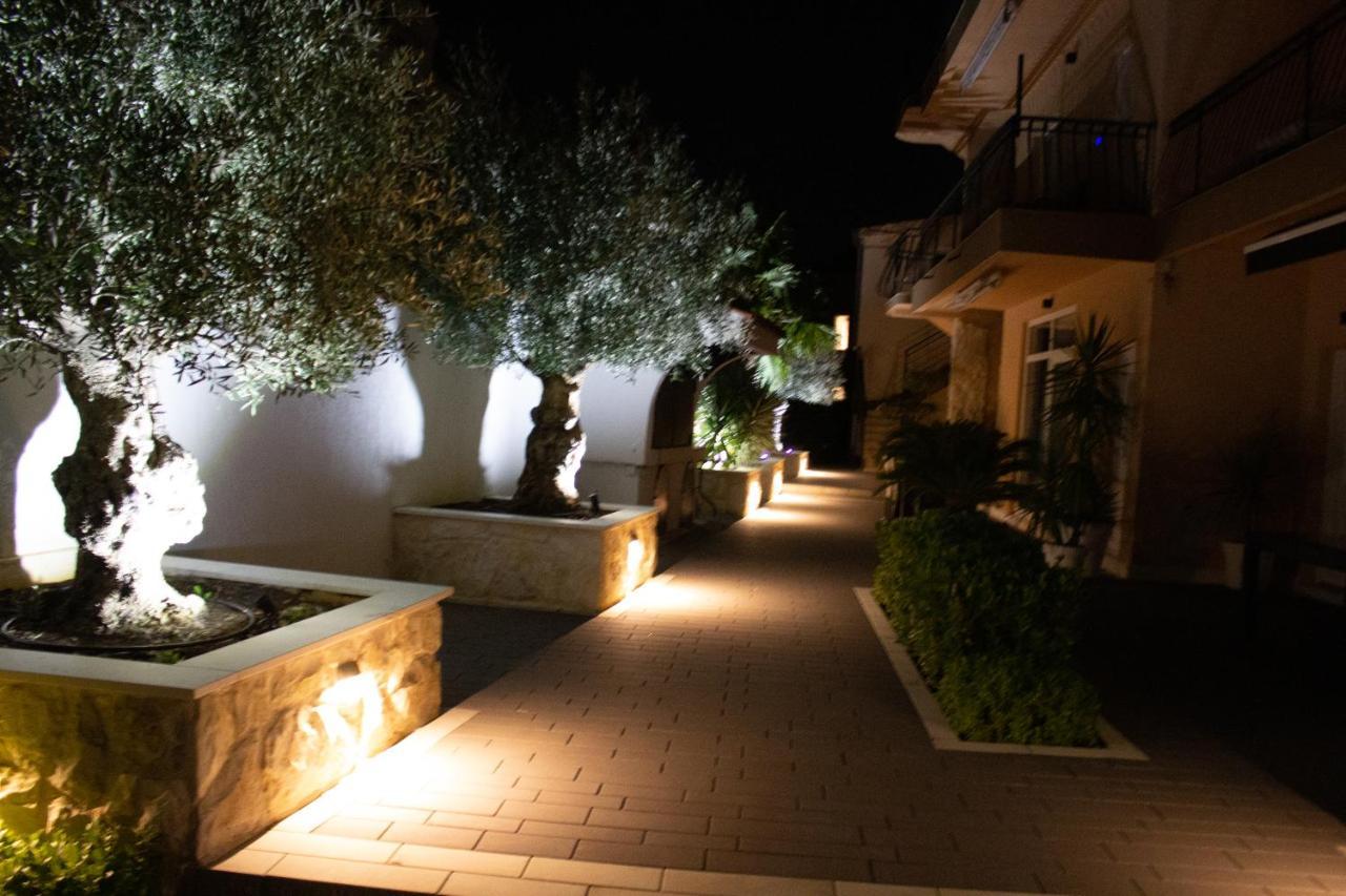 Apartments Villa Jelena Vodice Bagian luar foto