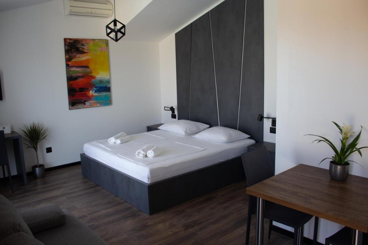 Apartments Villa Jelena Vodice Bagian luar foto